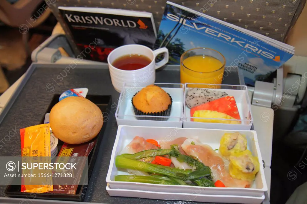 China, Hong Kong, International Airport, HKG, Singapore Airlines, onboard, meal, tray, breakfast, dumplings, fruit, bread roll, orange juice, tea, air...