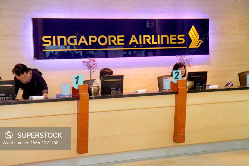 Singapore, Changi International Airport, SIN, terminal, concourse, Asian, woman, Singapore Airlines, customer service, counter,