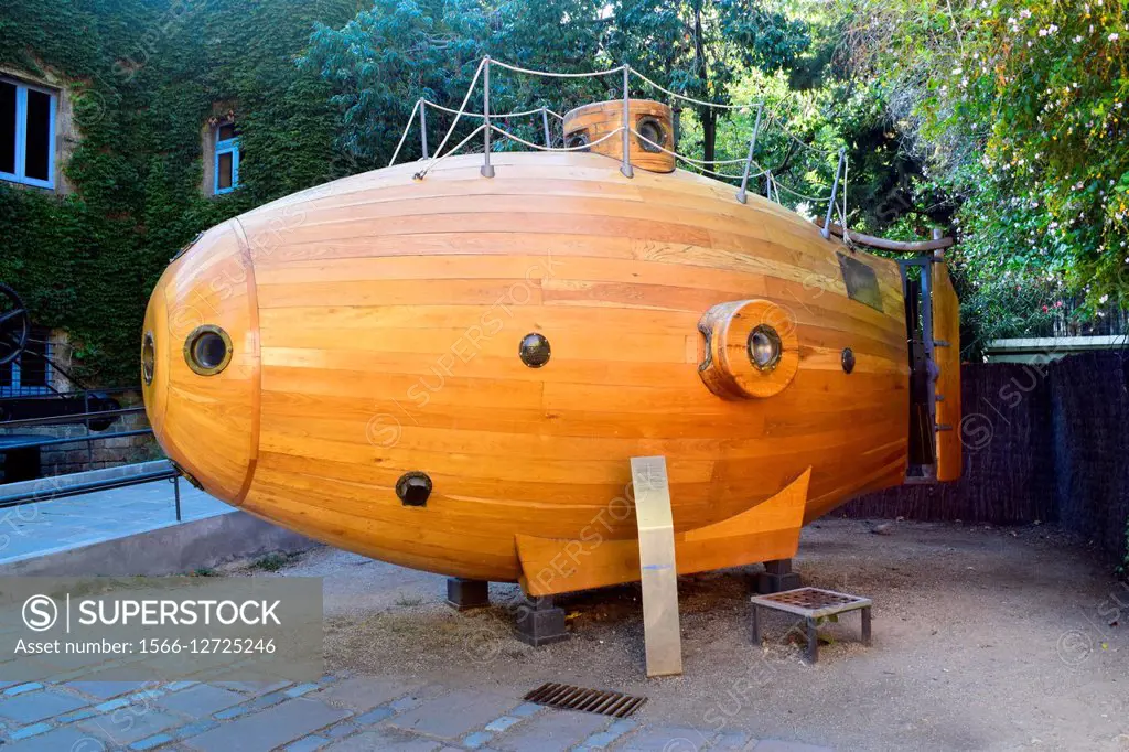 Replica of Ictineo I, a pioneering submarine constructed by catalan engineer Narcís Monturiol i Estarriol 1858 - 1859. Museu Marítim de Barcelona, Mar...