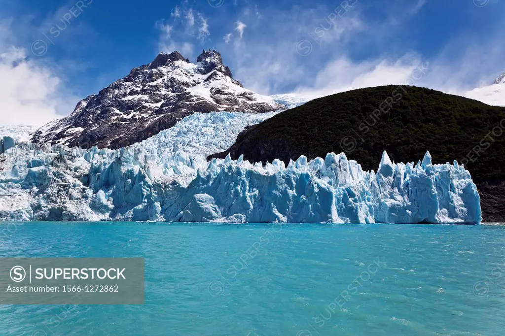 spegazzini glacier in the glacier national park. patagonia argentina
