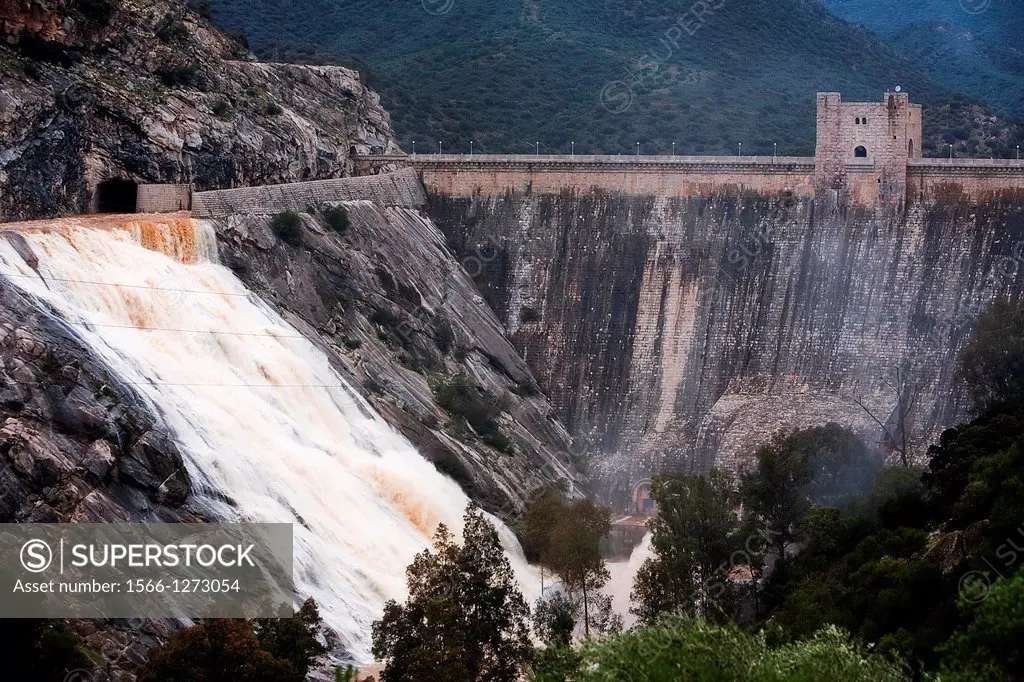 Panoramic view of the dam at the reservoir of Jandula, near Andujar, province of Jaen, Spain