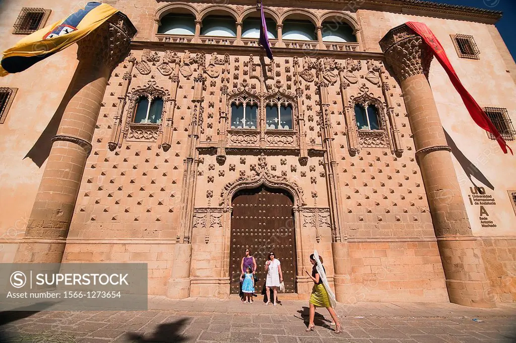 Now a part of Antonio Machado headquarters of the International University of Andalusia. Is part of the monumental Renaissance of Baeza, which togethe...