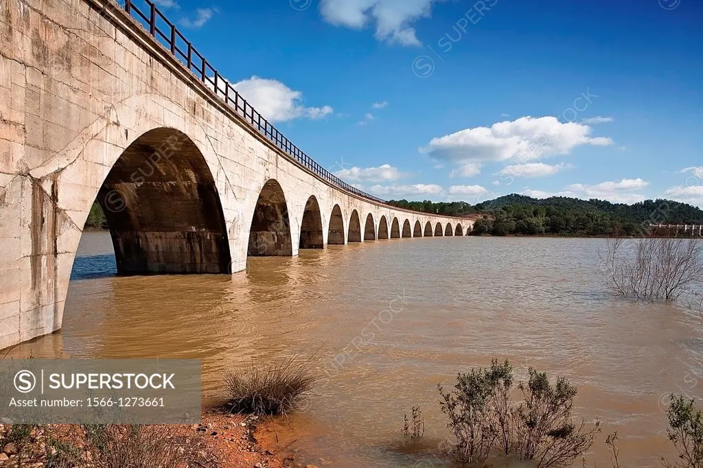 Railway line Cordoba - Almorchon, bridge of Las Navas, view from the bridge of Los Puerros, can be seen in the foreground, municipality of Espiel, res...