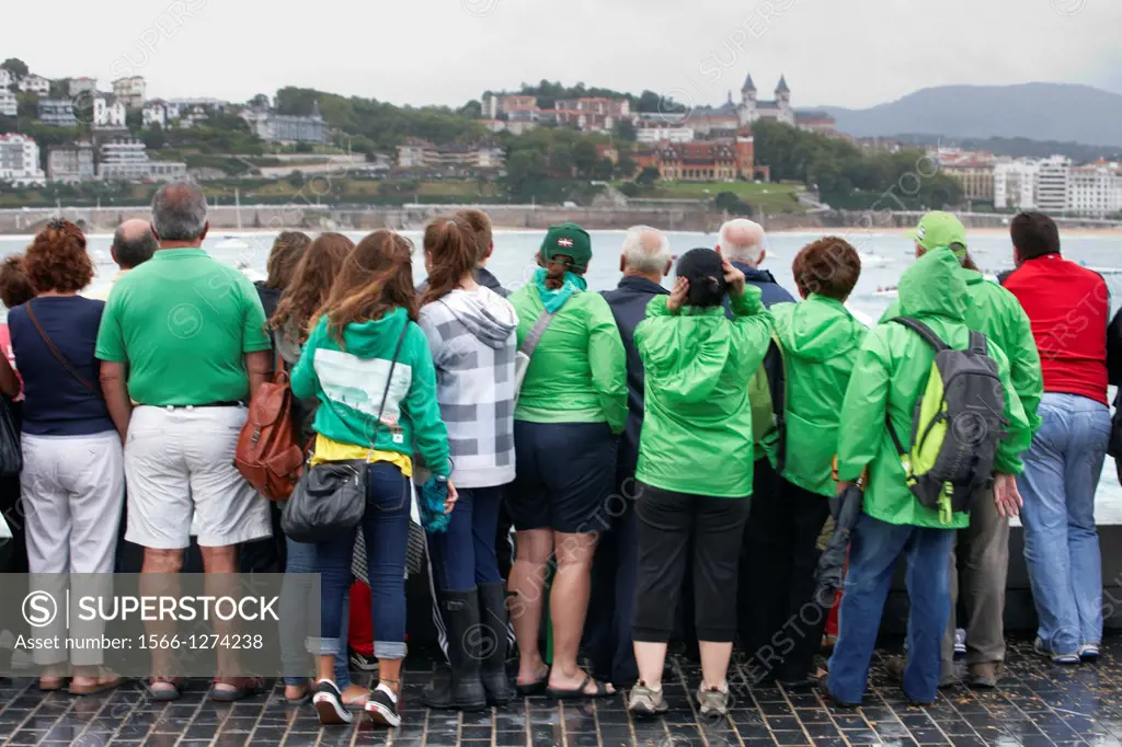 Spectators watching a Drifter regatta, San Sebastian, Donostia, Gipuzkoa, Guipuzcoa, Basque Country, Spain