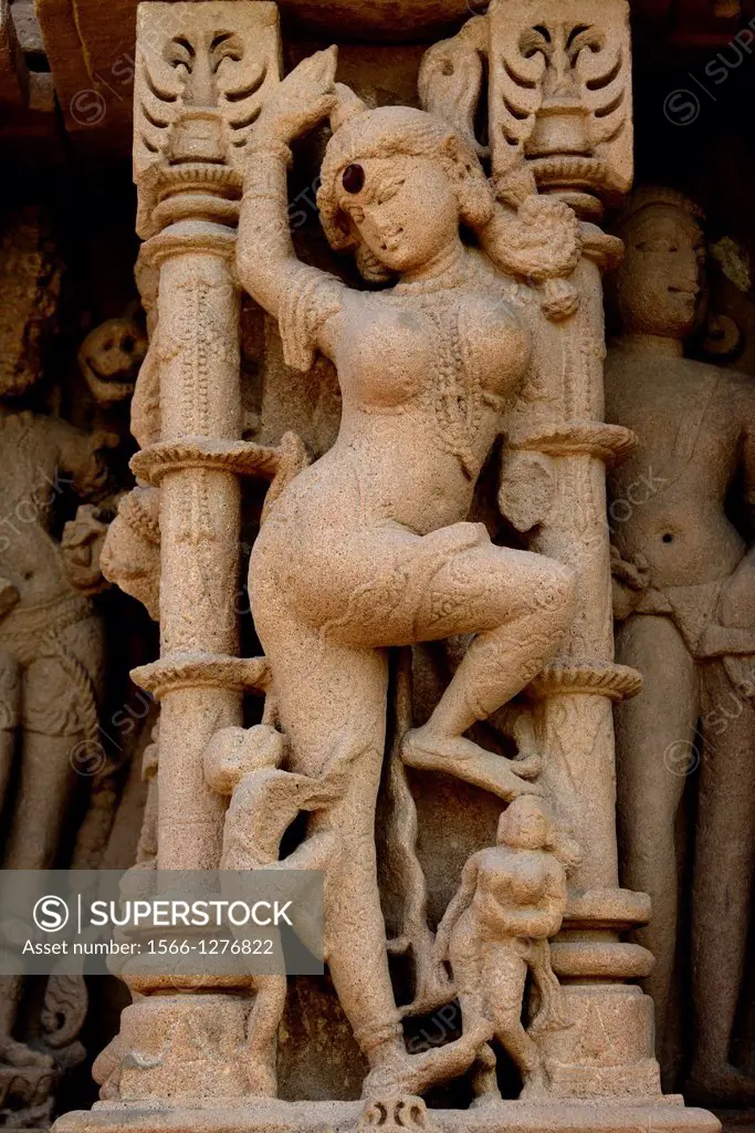 India, Rajasthan, Osian, Sachya Mata temple (12th C), Apsara.