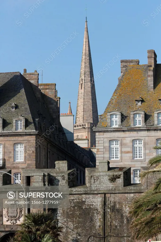 France, Brittany, Ille et Vilaine, Saint Malo. The bell tower of the Cathedral Saint Vincent