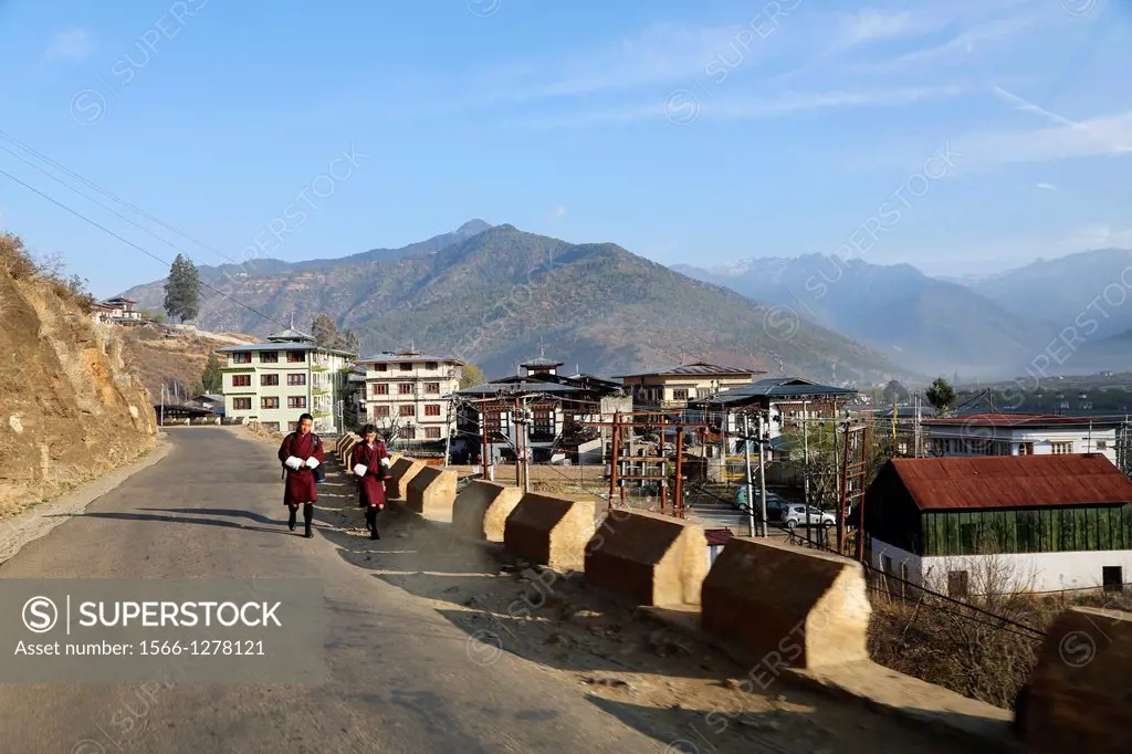 Bhutan (kingdom of), District of Paro, the road to Taktschang