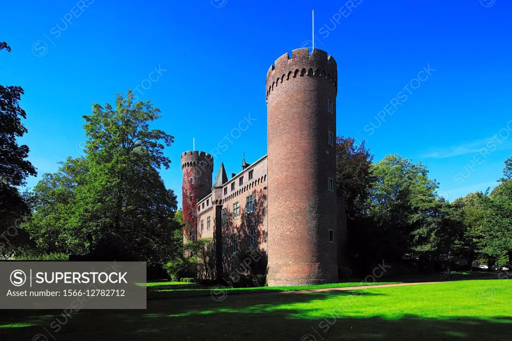 Germany, Kempen, Niers, Lower Rhine, Rhineland, North Rhine-Westphalia, NRW, castle Kempen from the Electorate of Cologne, brick building, neo-Gothic,...