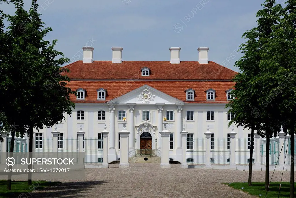 Meseberg Castle: Guesthouse of the German Federal government near Berlin - Caution: For the editorial use only. Not for advertising or other commercia...