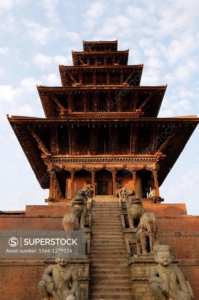 Nepal, City of Bhaktapur near Kathmandu, the Durbar square, Natyapole temple, pagoda style with 5 roofs, 40m high