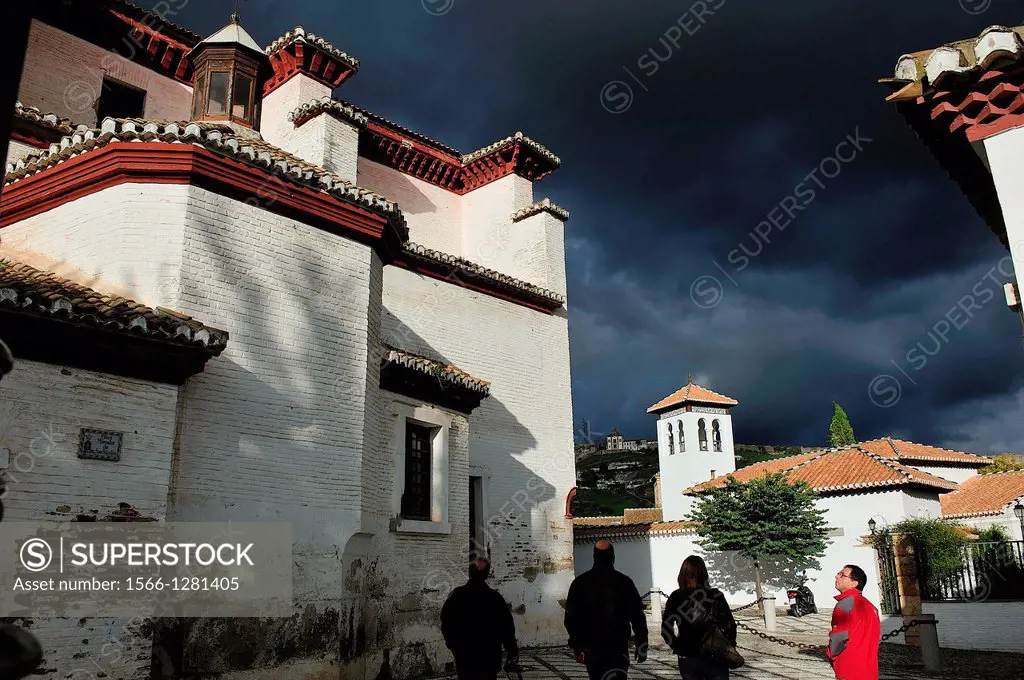 Church of San Nicolas and New Mosque in the Albaicin. Granada, Spain