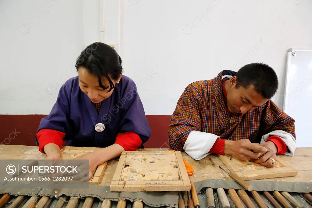 Bhutan (kingdom of), City of Thimphu, Zorig Chusum school of traditional arts, wood carving