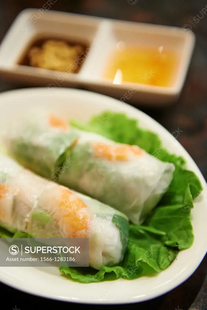 Fresh spring rolls inside Thanh Ky, A vietnamese restaurant specializing in clear broth beef noodles or pho on Yongkang Street in Taipei.