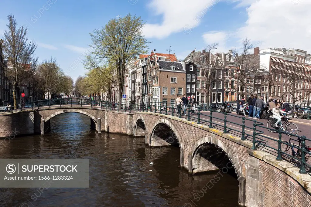 prinsengracht with leidsegracht in old town. amsterdam.