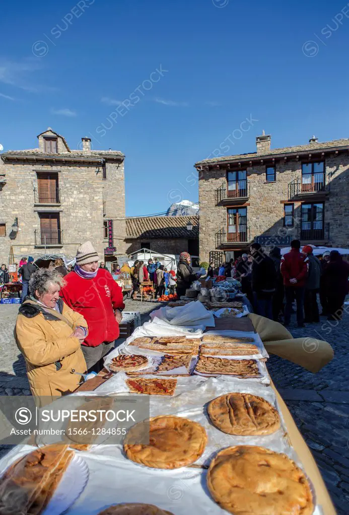 Mediaeval village of Ainsa during 2013 Ferieta Celebration, Sobrarbe-Huesca, Aragon Pyrenees, Spain.