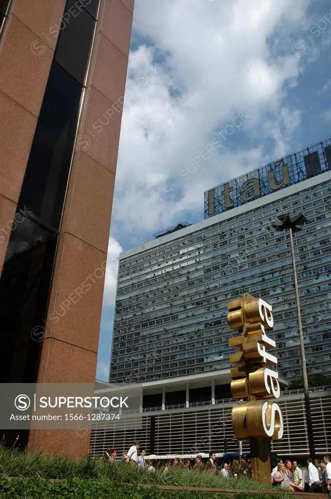 Sío Paulo, Brazil, the Banco Safra and Itaú along Avenida Paulista