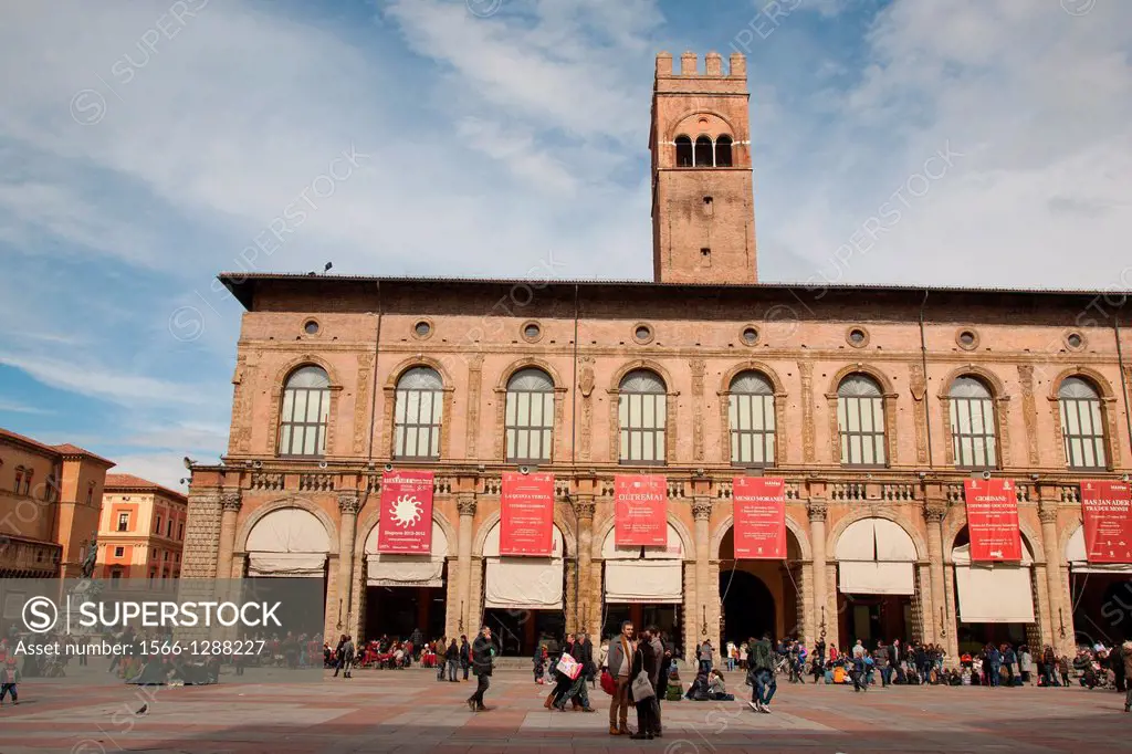 Palazzo del Podesta and the Piazza Maggiore, Bologna; Italy.