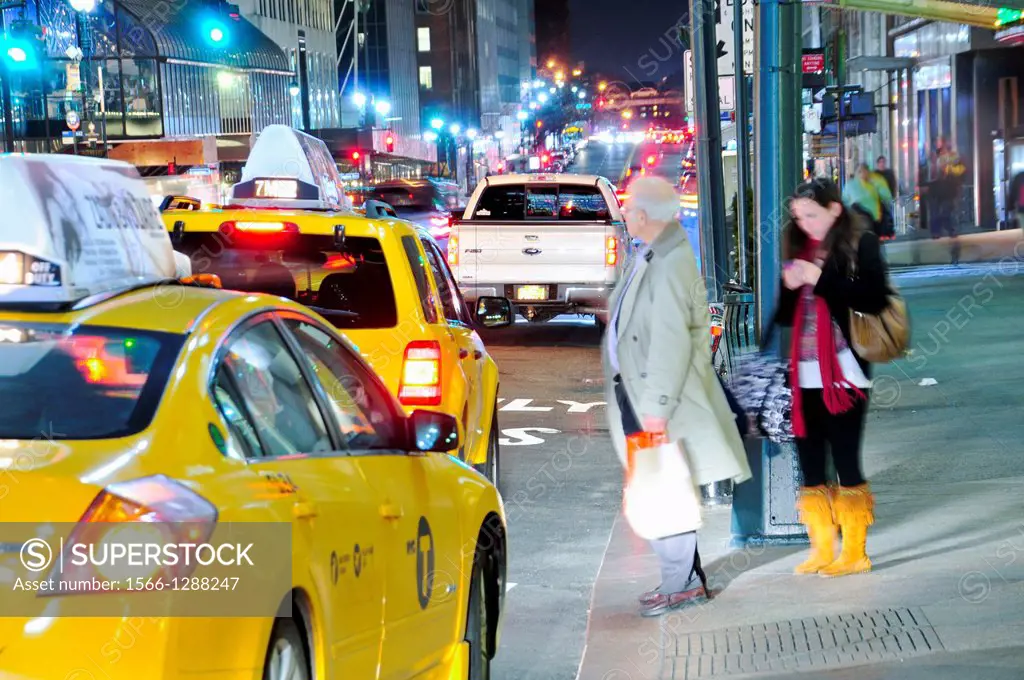 Yellow taxi cabs, Mass transit, adjacent to Grand Central Terminal, Park Avenue, Vanderbilt Avenue, Manhattan, Midtown, New York City, USA.
