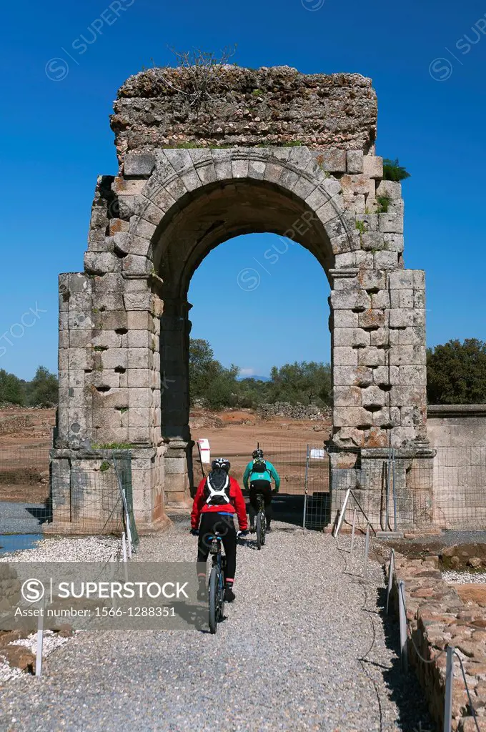 Roman ruins of Caparra, Arch Cuadrifronte, Guijo de Granadilla, Caceres-province, Spain.