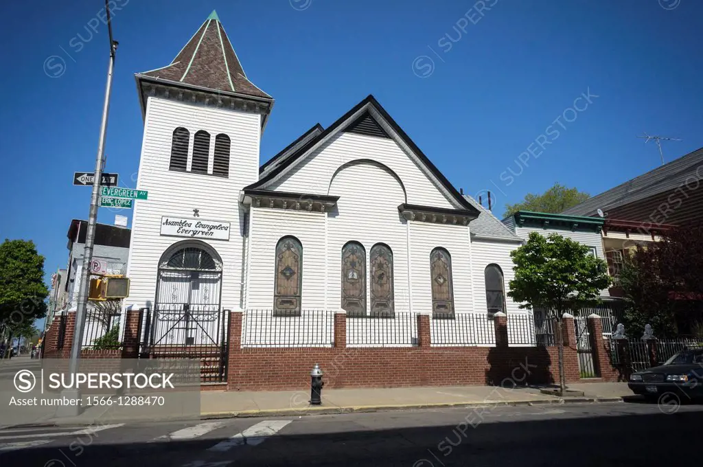 Asamblea Evanglelica Evergreen evangelical churchin the Bushwick neighborhood of Brooklyn in New York. The neighborhood is undergoing gentrification c...