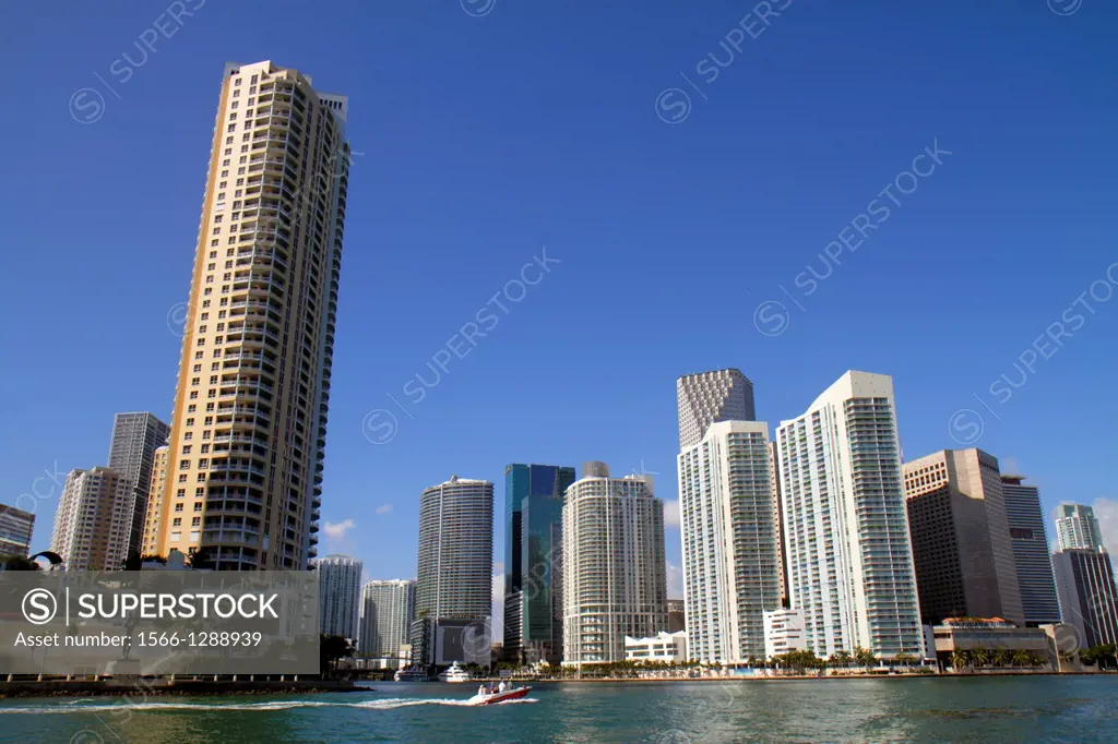 Florida, Miami, Biscayne Bay, city skyline, downtown, water, skyscrapers, high rise, condominium, office, buildings, Southeast Financial Center, centr...