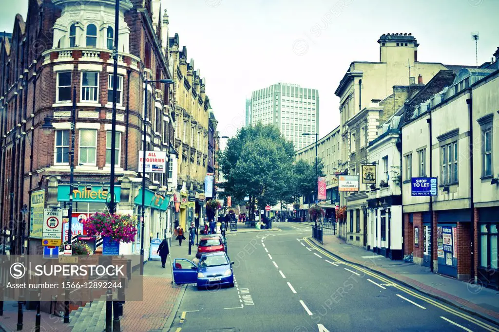 Street. High Street, Croydon, London, England, Great Britain, United Kingdom.