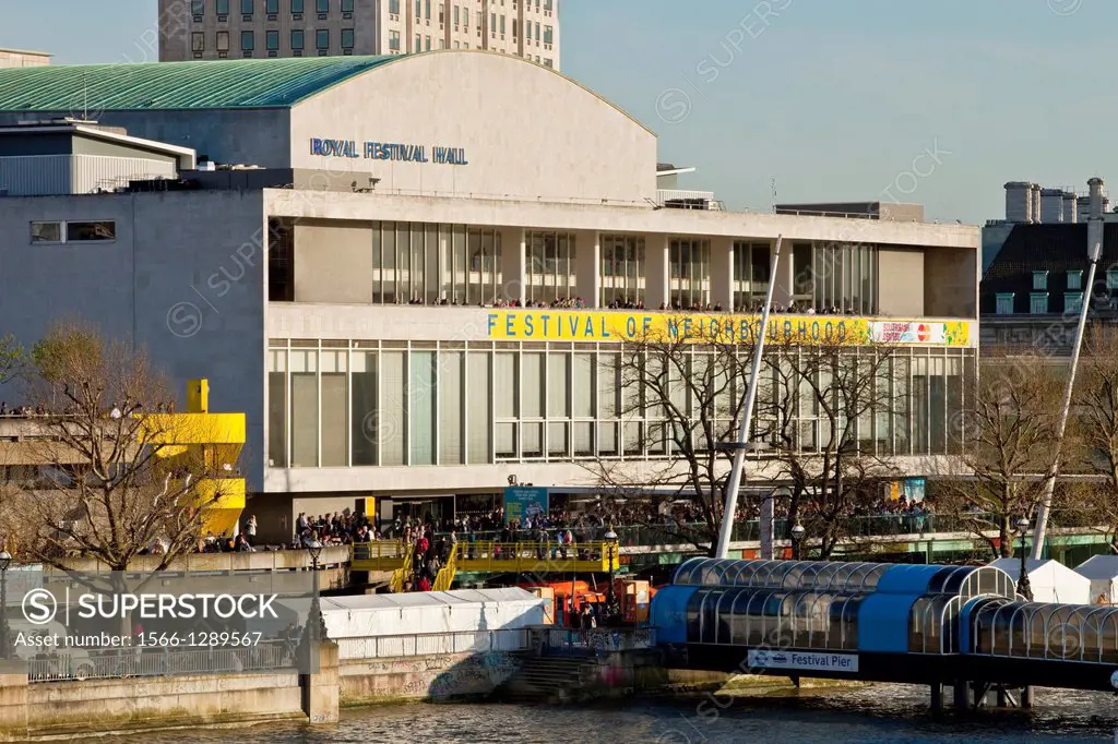 Royal Festival Hall and Festival Pier, Southbank Centre, London, England.