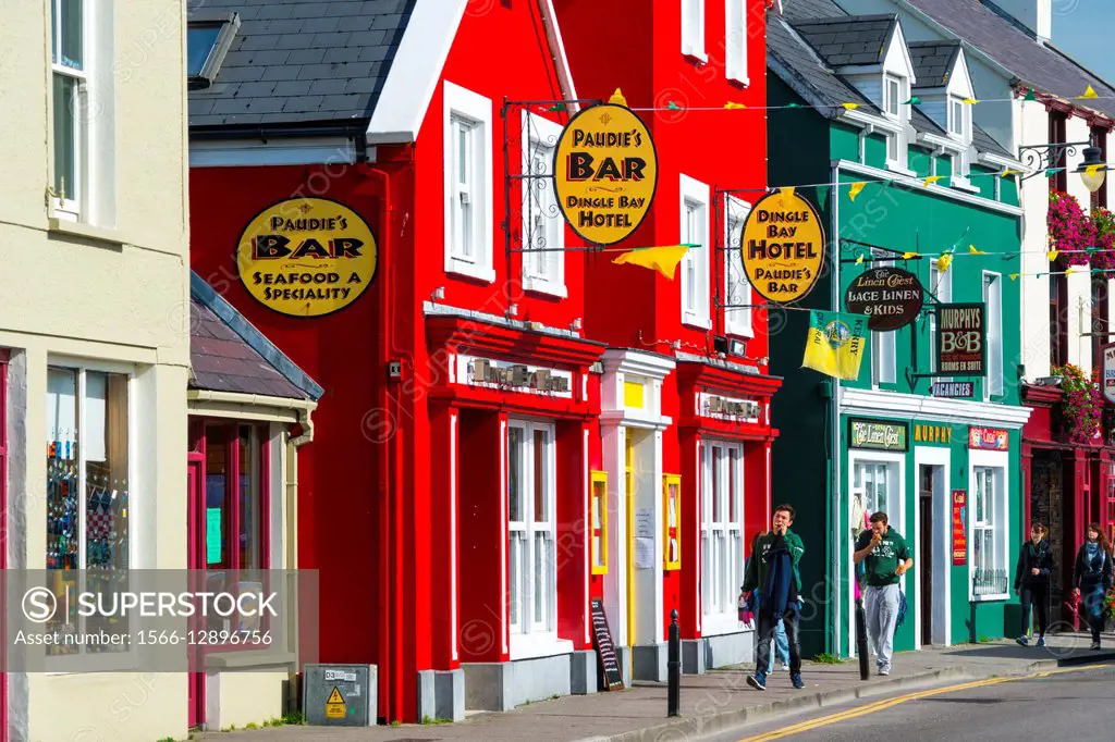 Dingle Village, Dingle Peninsula, County Kerry, Ireland, Europe.