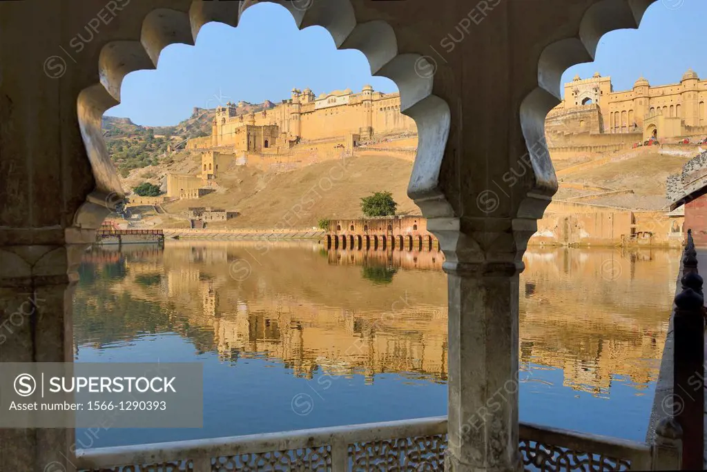 India, Rajasthan, Amber Palace, Diwan I Khas, also called Jai Mandir, Shish Mahal (Hall of Mirrors).
