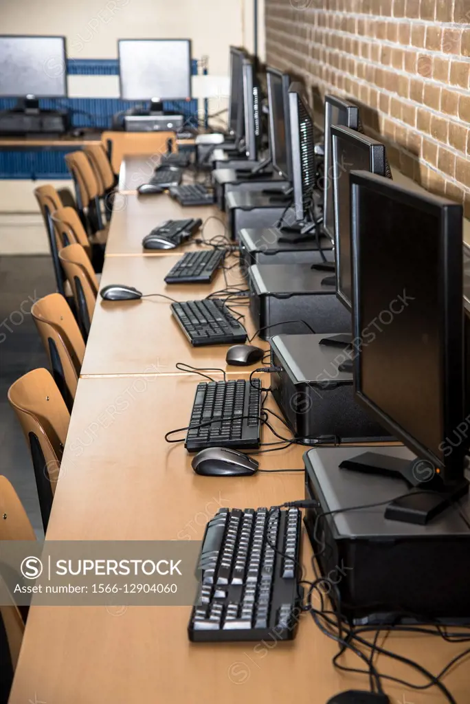 classroom with row of computers