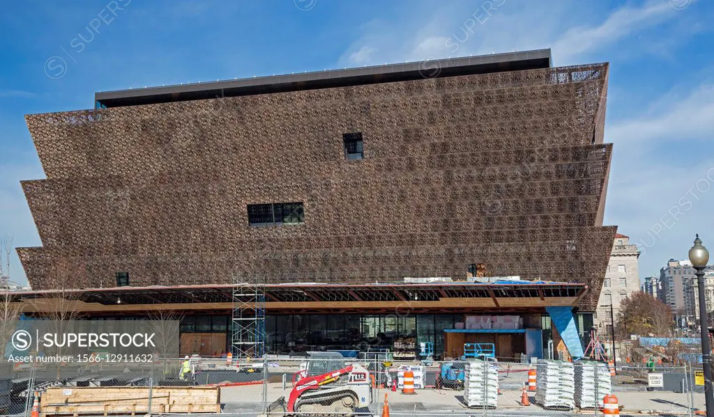 Washington, DC - The Smithsonian Institution´s National Museum of African American History and Culture, under construction on the National Mall.