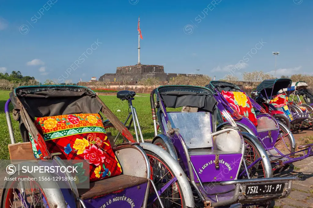 Vietnam, Hue, Hue Imperial City, rickshaws adn Hue Citadel.