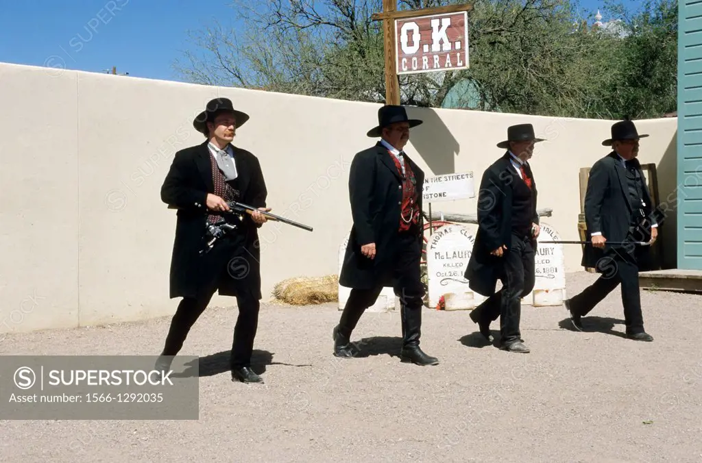 OK Corral; Show; Artists; Deputies Sheriff; Tombstone; Arizona; USA.