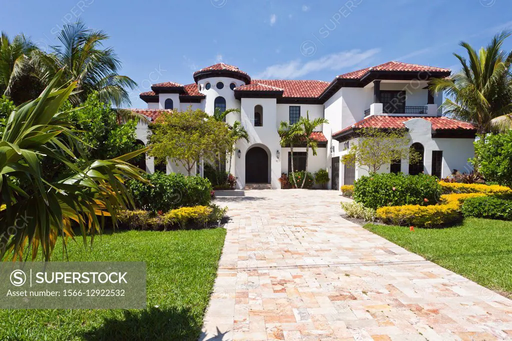 A home along Ocean Drive near Fort Lauderdale, Florida, USA