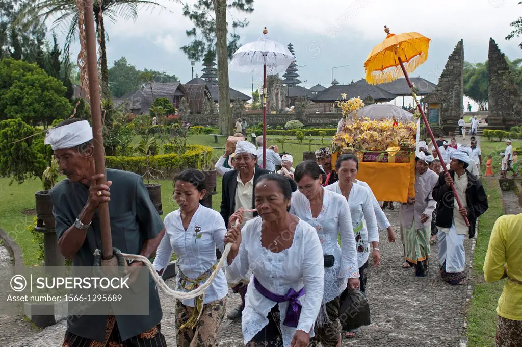 Celebration at Ulun Danu Beratan Temple, Tabanan, Bali