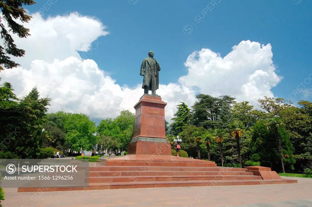 Lenin monument, Yalta, Crimea, Ukraine, Eastern Europe.