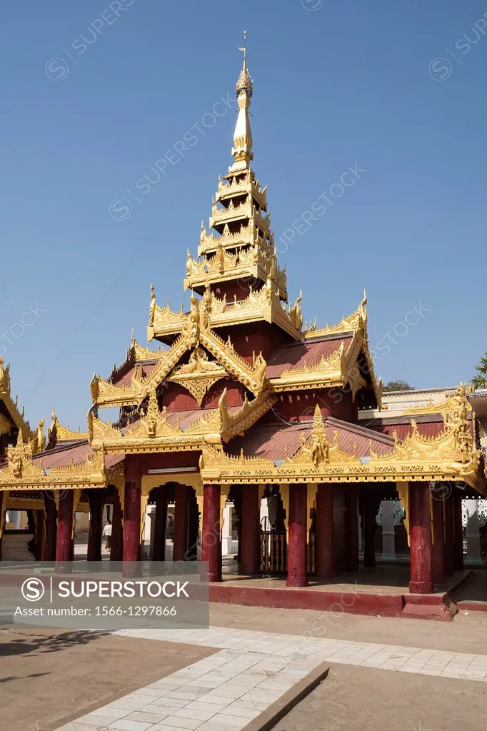 A prayer hall at Shwezigon Pagoda, near Wetkyi-in and Nyaung U, Bagan, Myanmar, (Burma).