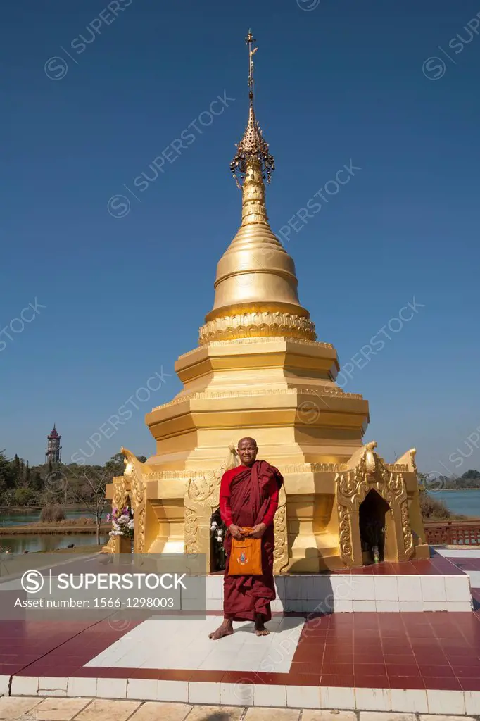 Stupa, National Kandawgyi Gardens, Pyin Oo Lwin, also known as Pyin U Lwin and Maymyo, Mandalay, Myanmar, (Burma).