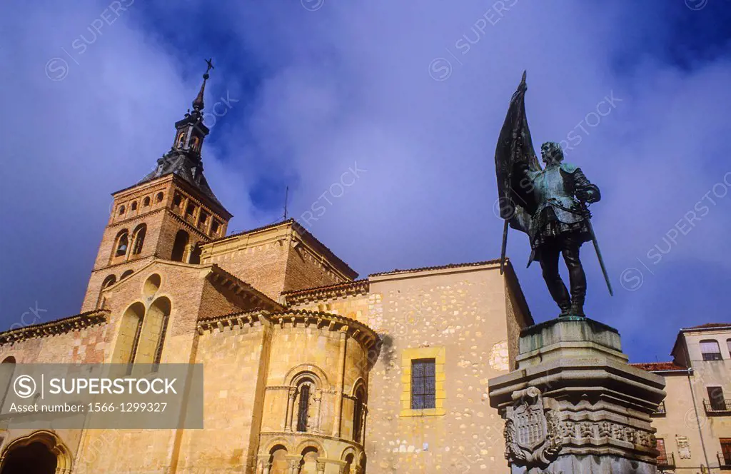 Plaza de Medina del Campo, with monument to Juan Bravo and San Marti­n church, Segovia, Castilla-Leon, Spain.