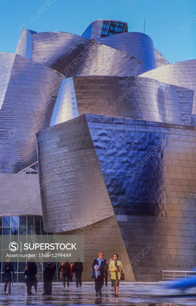 Guggenheim Museum by Frank O. Gehry. Bilbao. Vizcaya. Spain.