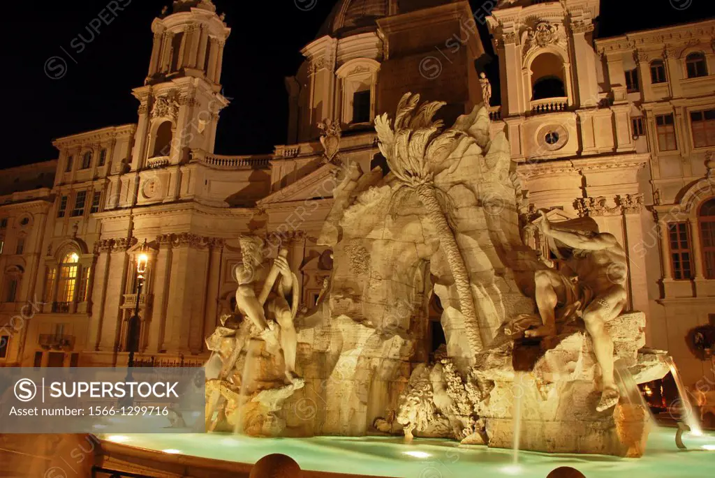 Gian Lorenzo Bernini´s Fontana dei Quattro Fiumi in front of Francesco Borromini´s Sant´Agnese in Agone Church. Piazza Navona. Rome, Lazio, Italy, Eur...