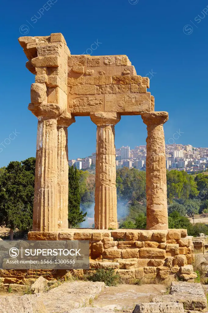 Agrigento, Temple of Castor and Pollux (Dioscuri temple), Valley of Temples (Valle dei Templi), Sicily, Italy.