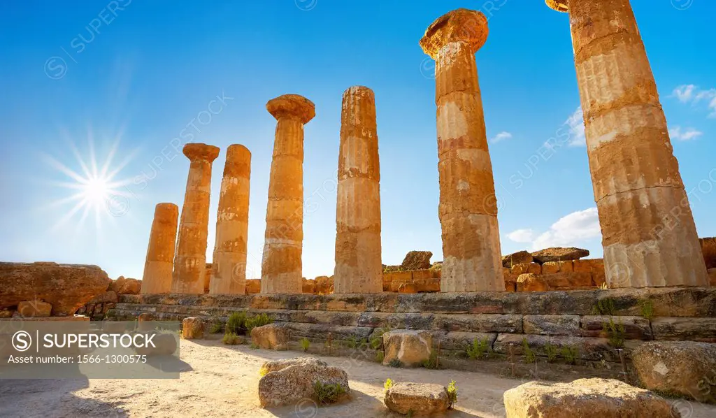 Valley of Temples (Valle dei Templi), Temple of Hercules (Tempio di Eracle) Agrigento, Sicily, Italy UNESCO.