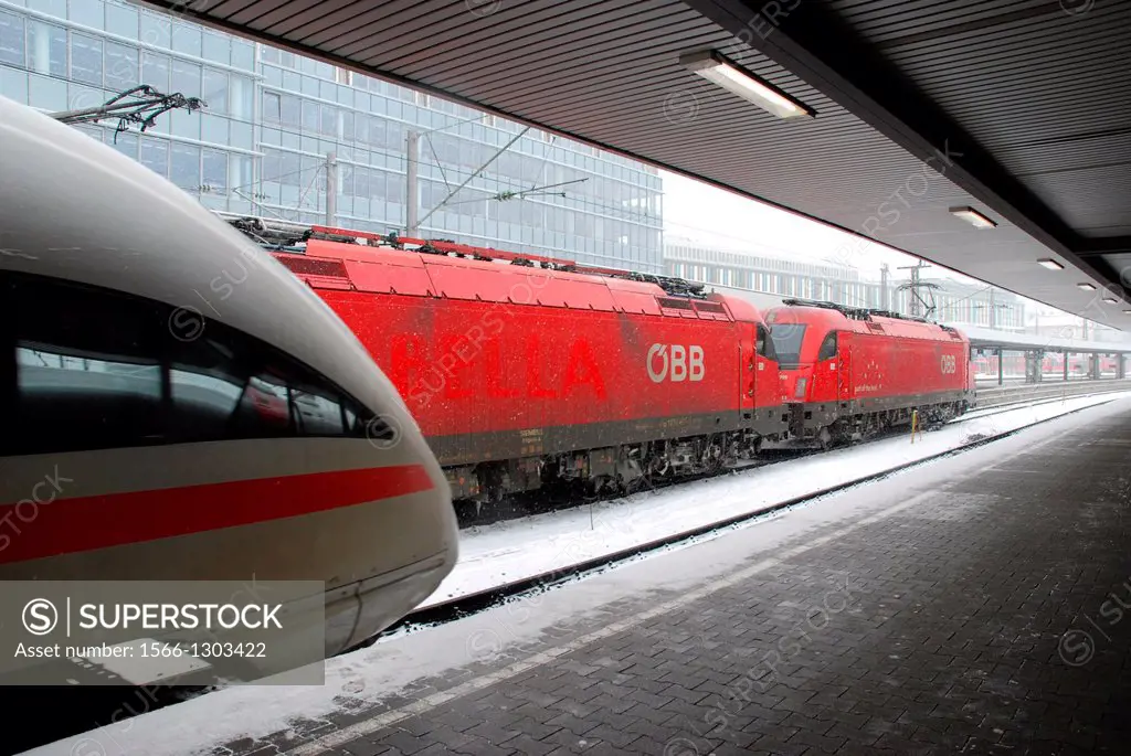 Railjet austrian and German ICE train at the station in Munich Central.