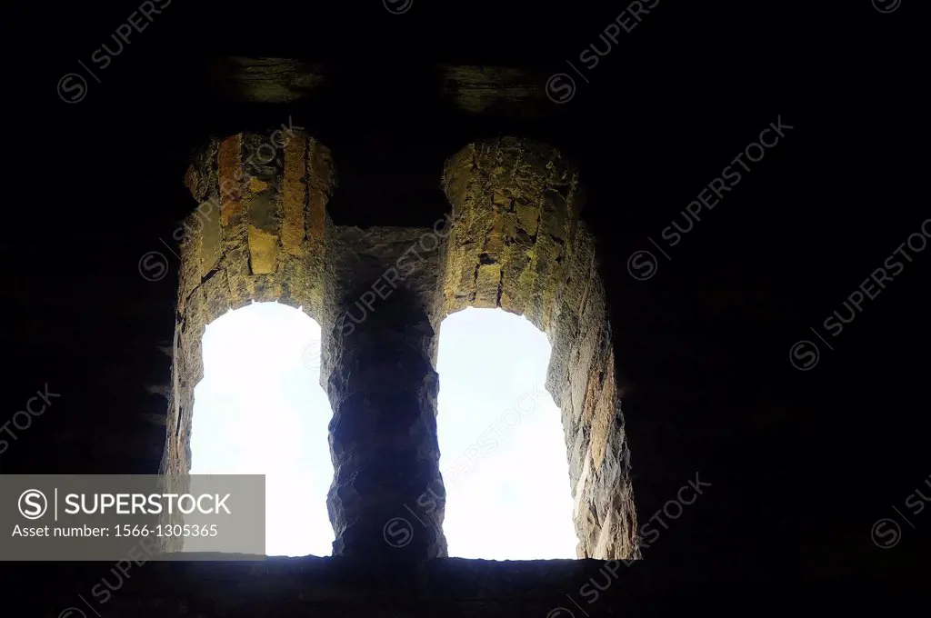 Church of St. Bartholomew, arched windows. Aragonese Pyrenees. Gavin, Huesca, Spain