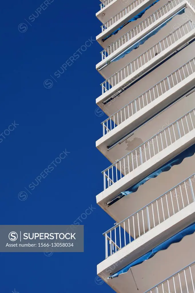 Facade in blue and white.