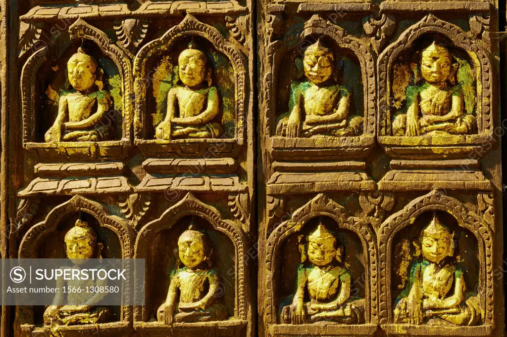 Myanmar (Burma), Shan province, Pindaya, Shwe Oo Min natural buddhist cave pagoda.