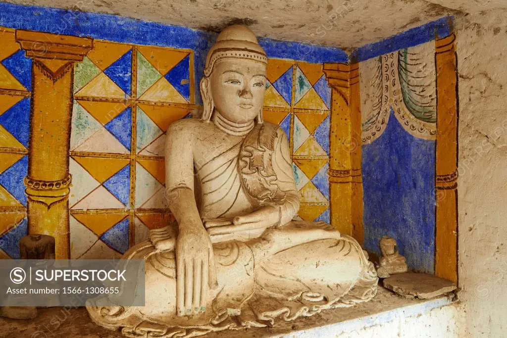 Myanmar (Burma), Sagaing division, Monywa, Po Win Daung buddhist cave, 15 century.