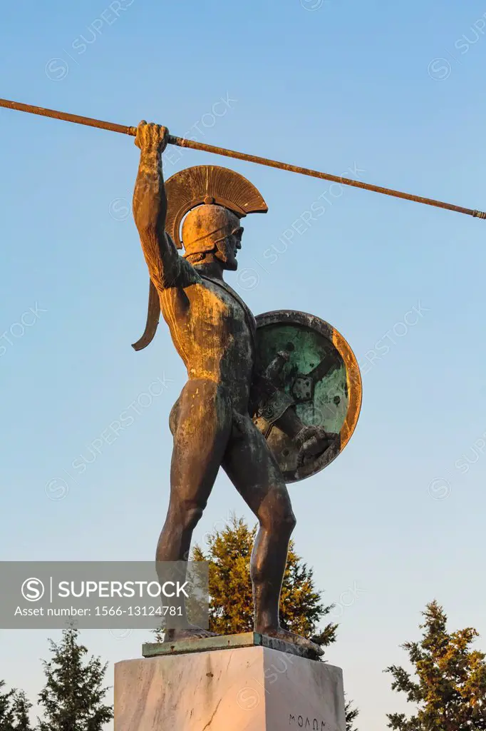 near Kamena Vourla, Central Greece, Greece. Statue of Leonidas on the monument celebrating the Battle of Thermopylae which took place during the Greco...