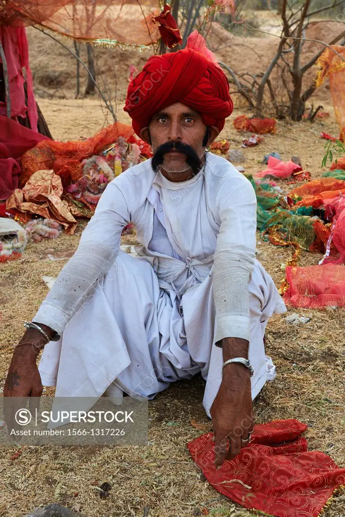 India, Rajasthan, Meda village around Jodhpur, Rabari ethnic group, Jataram, 53 old.